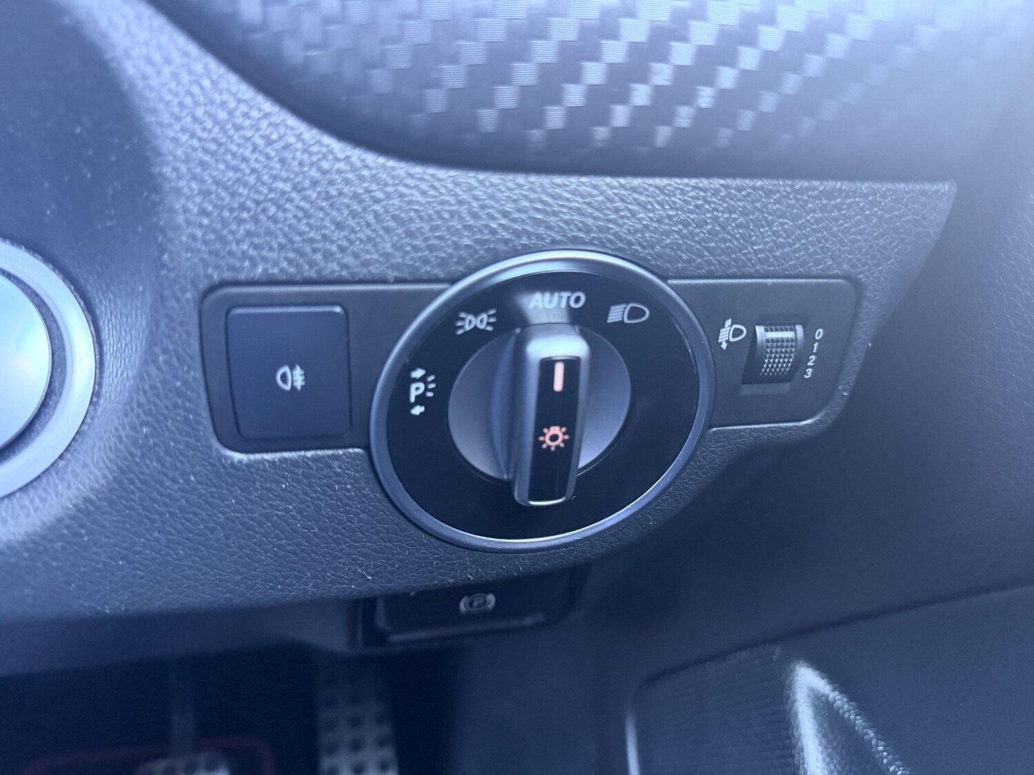 Used Mercedes-Benz A-Class 2018 for sale - 77939840: Photo 18