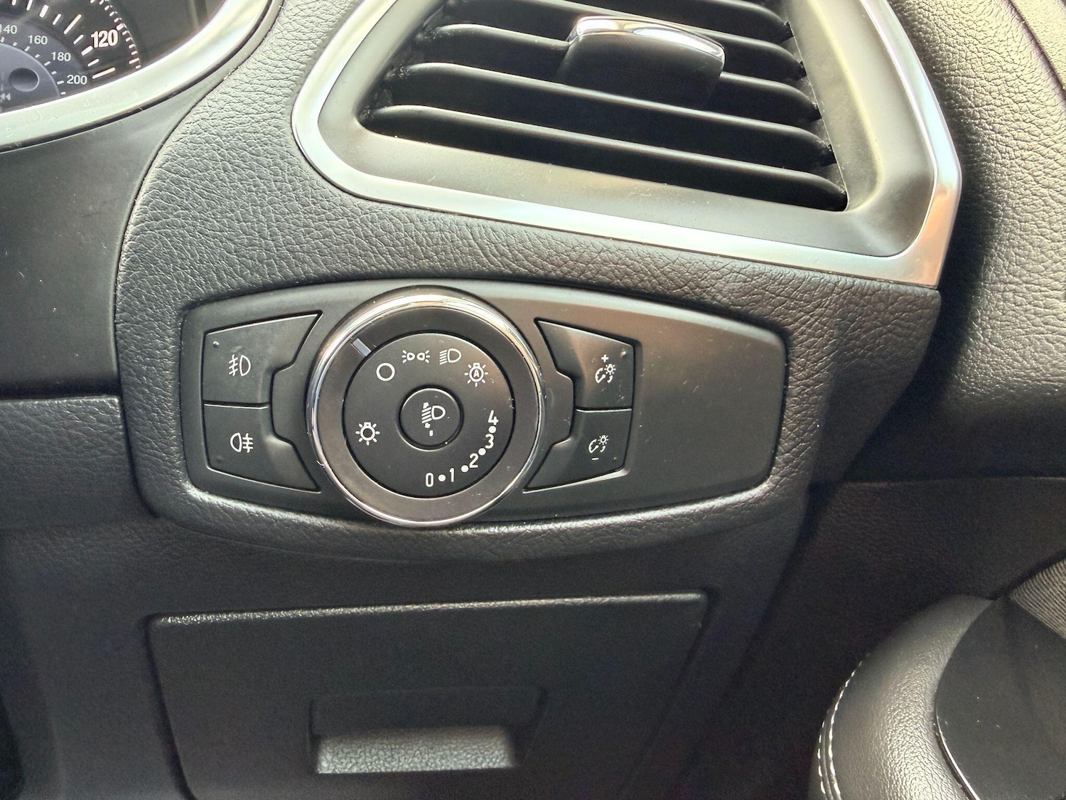 Used Ford S-Max for sale - 76521463: Photo 32