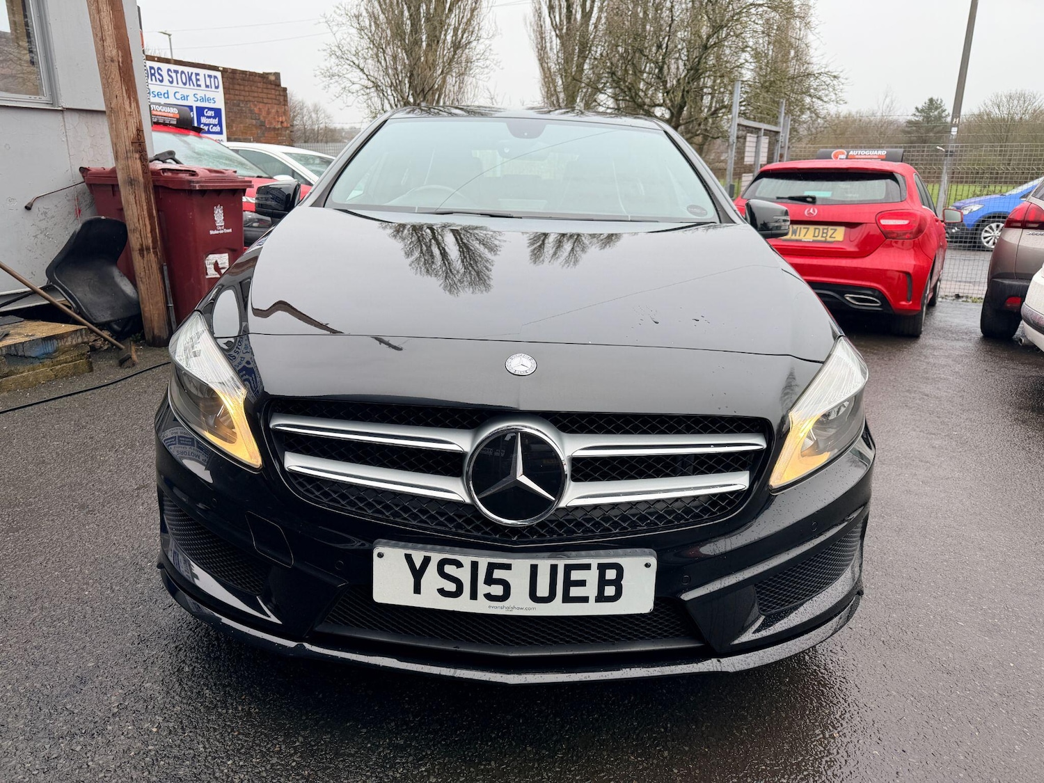 Used Mercedes-Benz A-Class 2015 for sale - 77696447: Photo 2