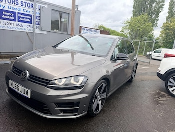 Used Volkswagen Golf 2016 for sale - 78676475: Photo