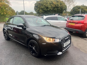 Used Audi A1 2016 for sale - 76094782: Photo 2