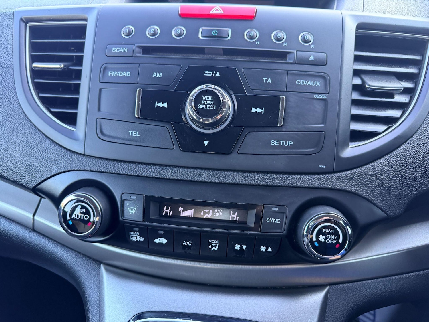 Used Honda CR-V 2014 for sale - 77754001: Photo 29