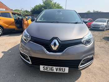 Used Renault Captur 2016 for sale - 79373262: Photo