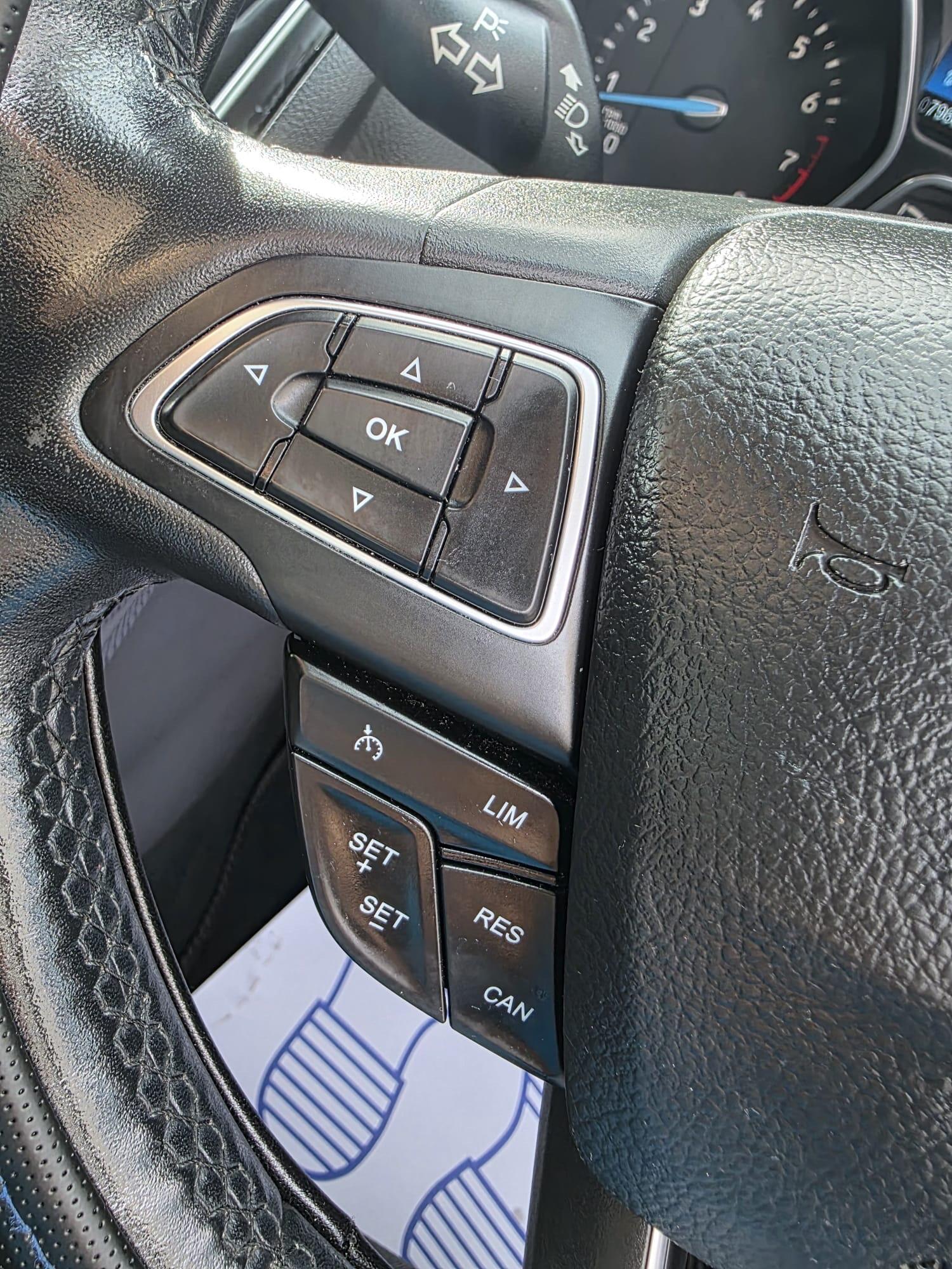 Used Ford Focus for sale - 77585950: Photo 21