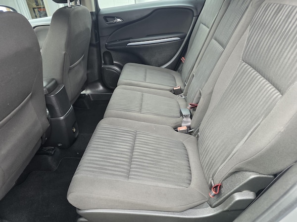 Used Vauxhall Zafira Tourer 2015 for sale - 75553098: Photo 18