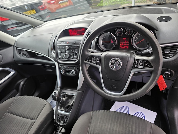 Used Vauxhall Zafira Tourer 2015 for sale - 75553098: Photo 27