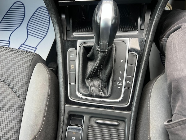 Used Volkswagen Golf 2018 for sale - 76190076: Photo 34