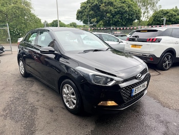 Used Hyundai i20 2017 for sale - 78958256: Photo