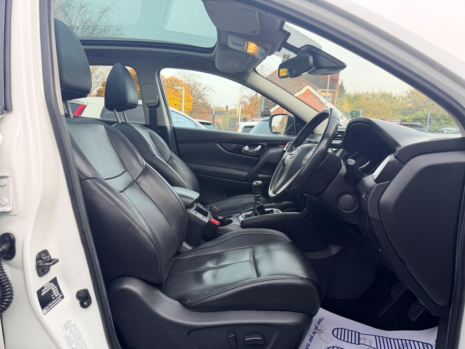 Used Nissan Qashqai for sale - 76499527: Photo 18