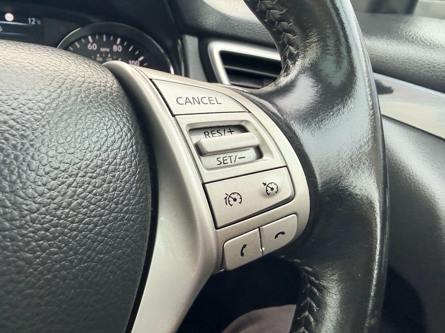 Used Nissan Qashqai for sale - 76499527: Photo 21