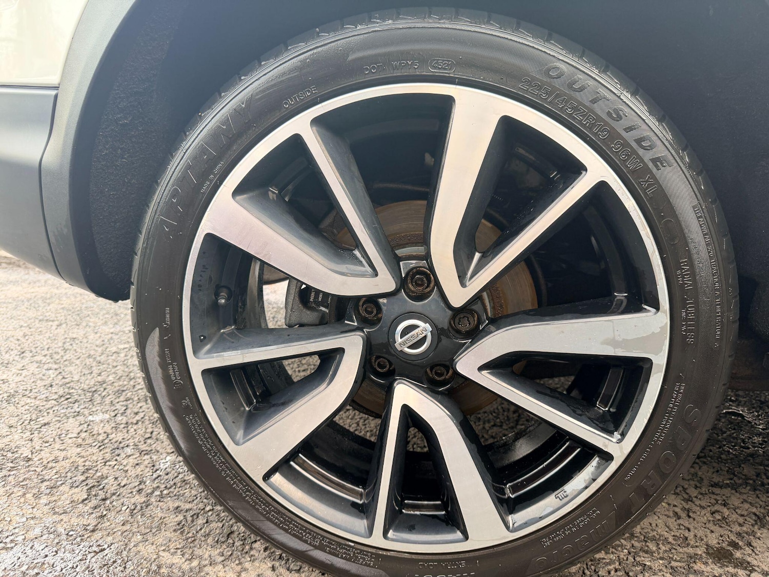 Used Nissan Qashqai for sale - 76499527: Photo 27