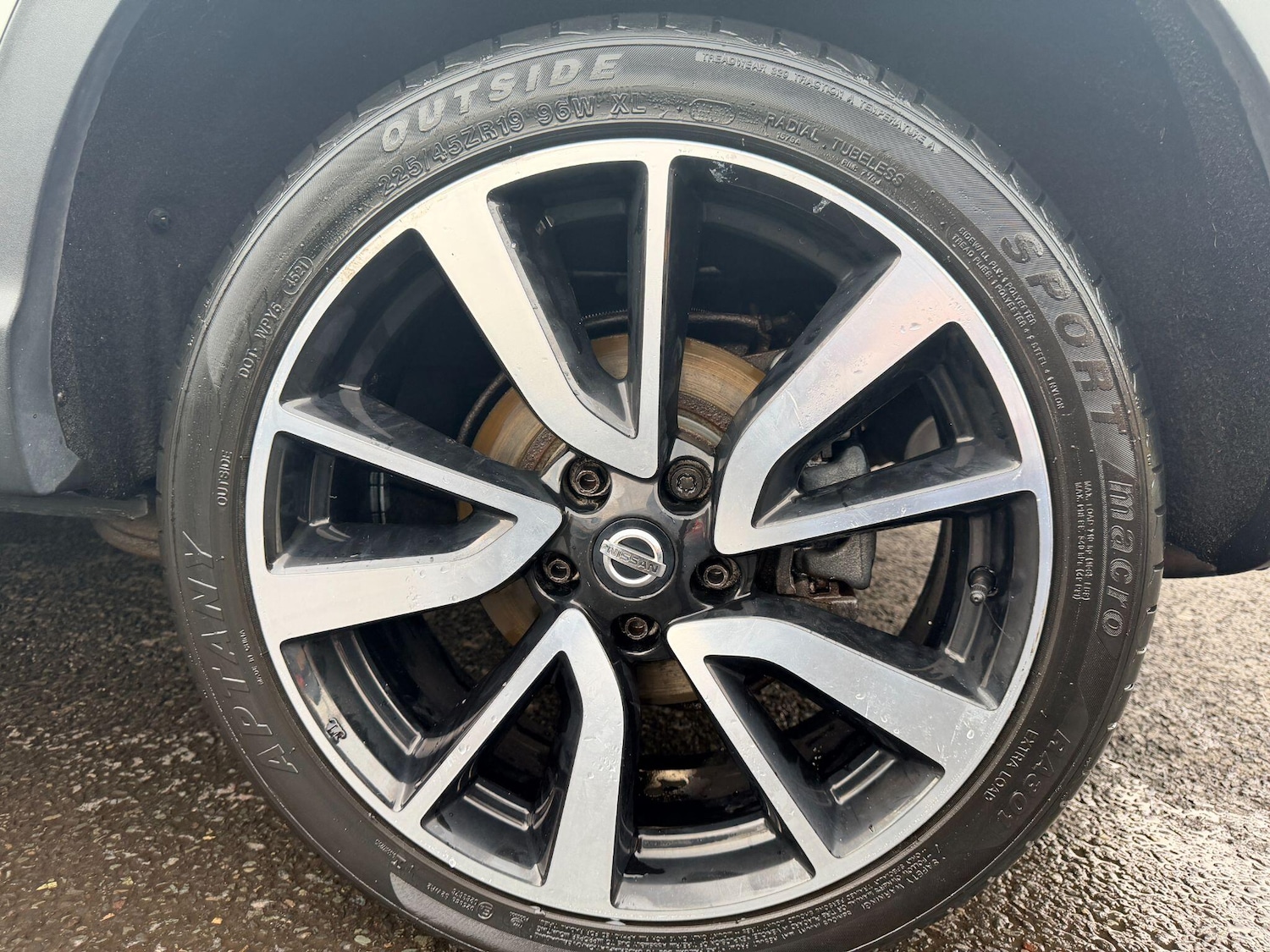 Used Nissan Qashqai for sale - 76499527: Photo 28