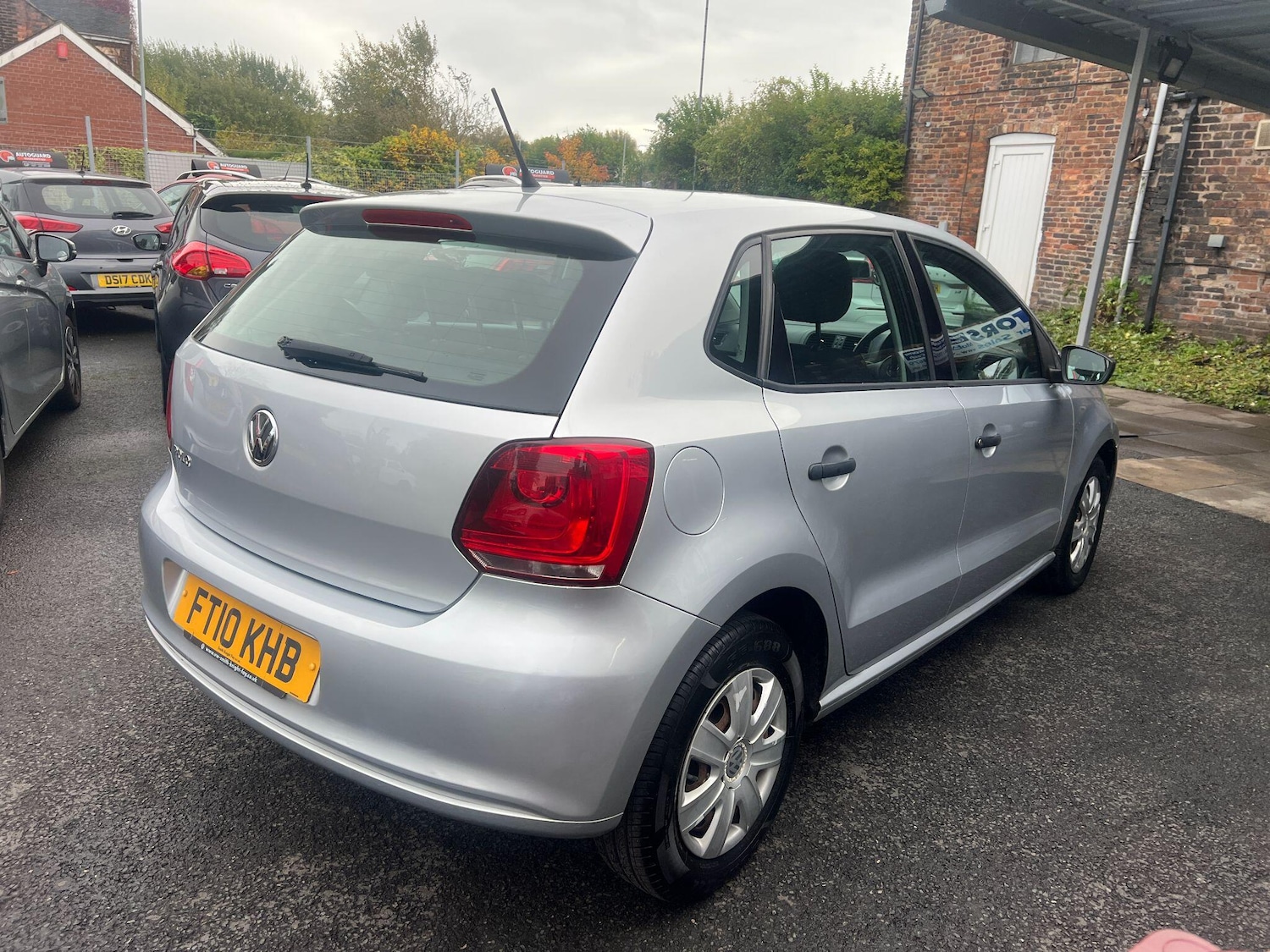 Used Volkswagen Polo 2010 for sale - 76337401: Photo 15