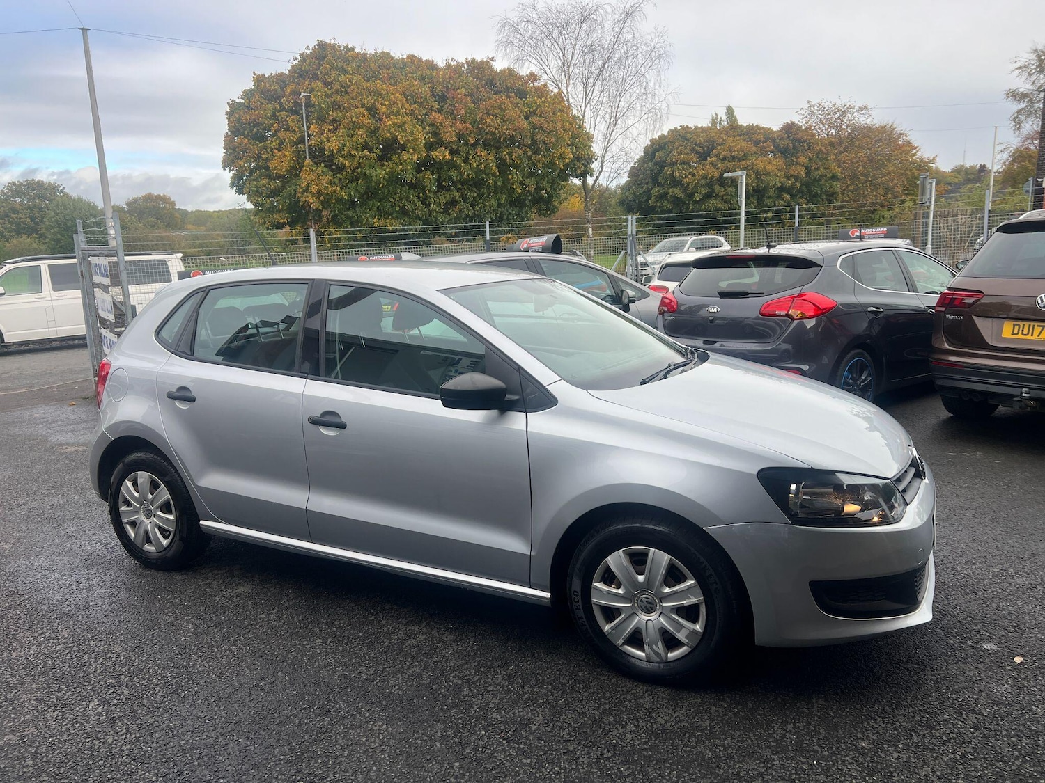 Used Volkswagen Polo 2010 for sale - 76337401: Photo 16