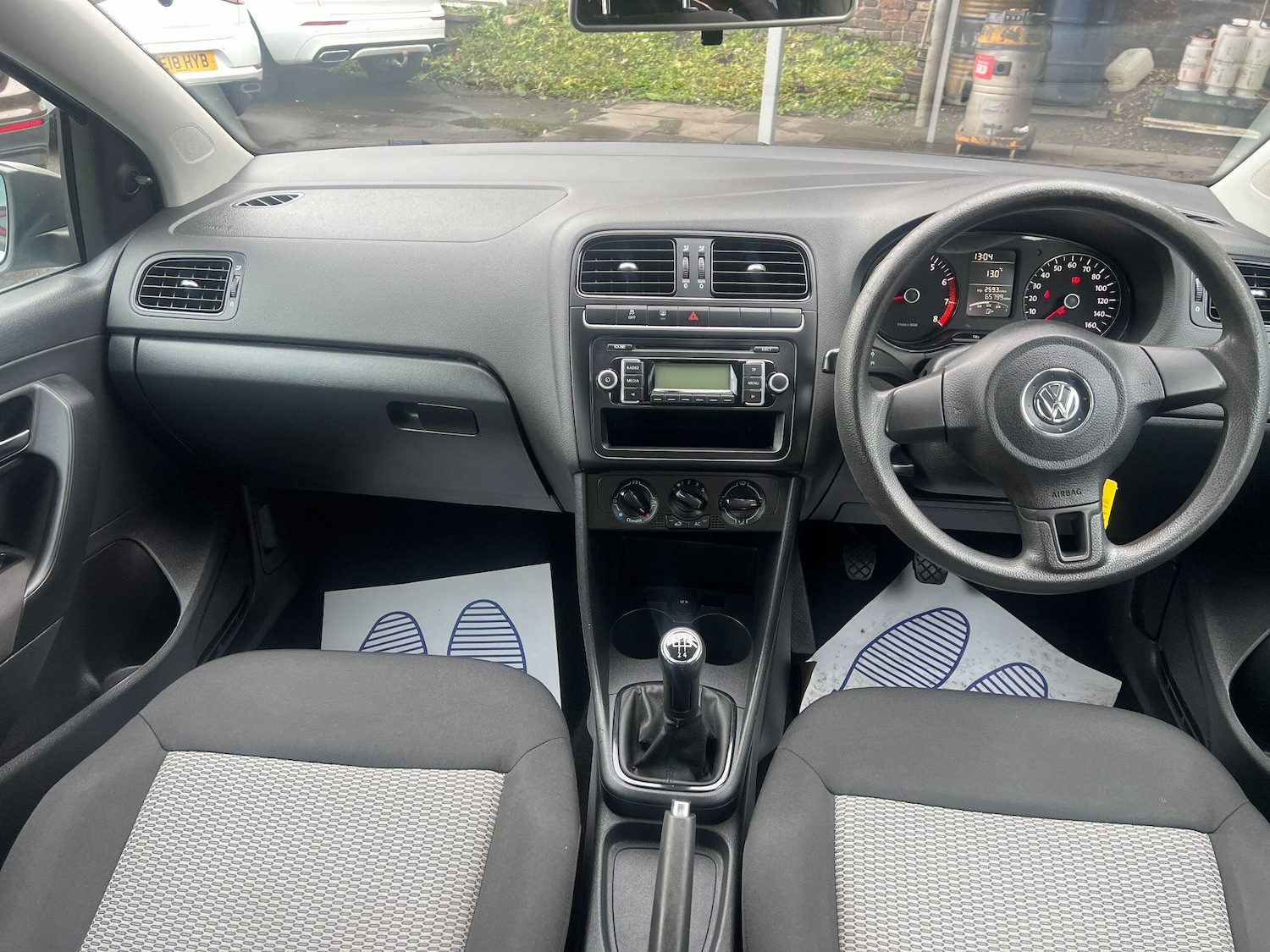 Used Volkswagen Polo 2010 for sale - 76337401: Photo 21