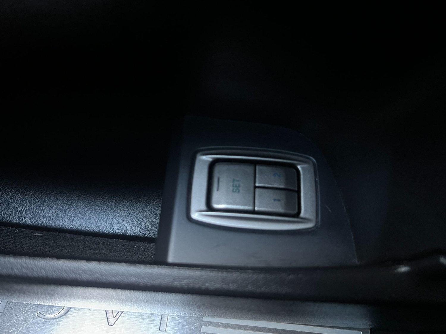 Vehicle 33