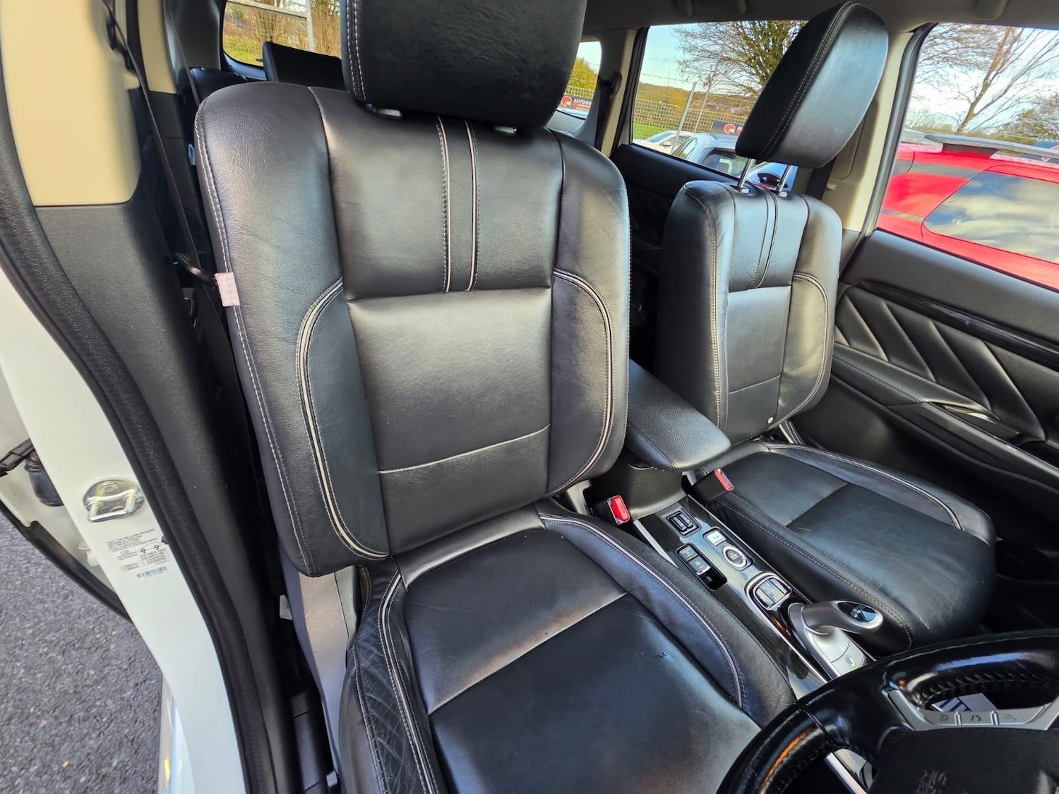 Used Mitsubishi Outlander 2017 for sale - 76743101: Photo 16