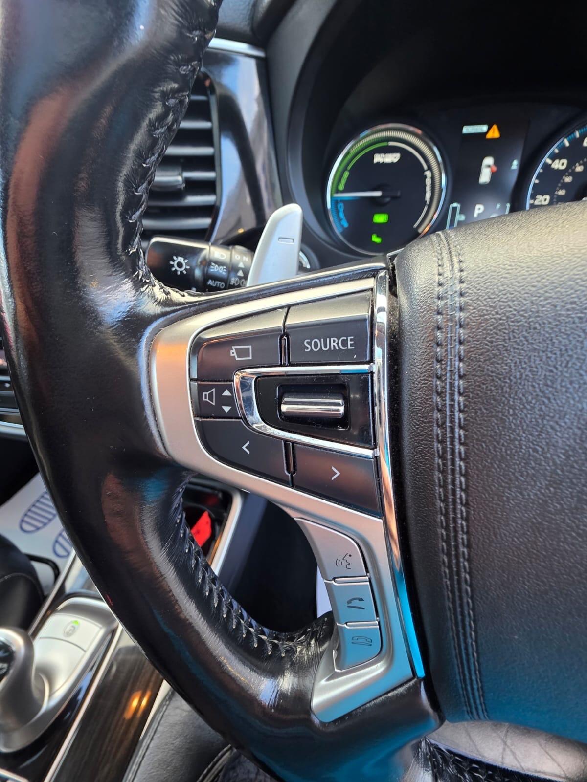 Used Mitsubishi Outlander 2017 for sale - 76743101: Photo 23