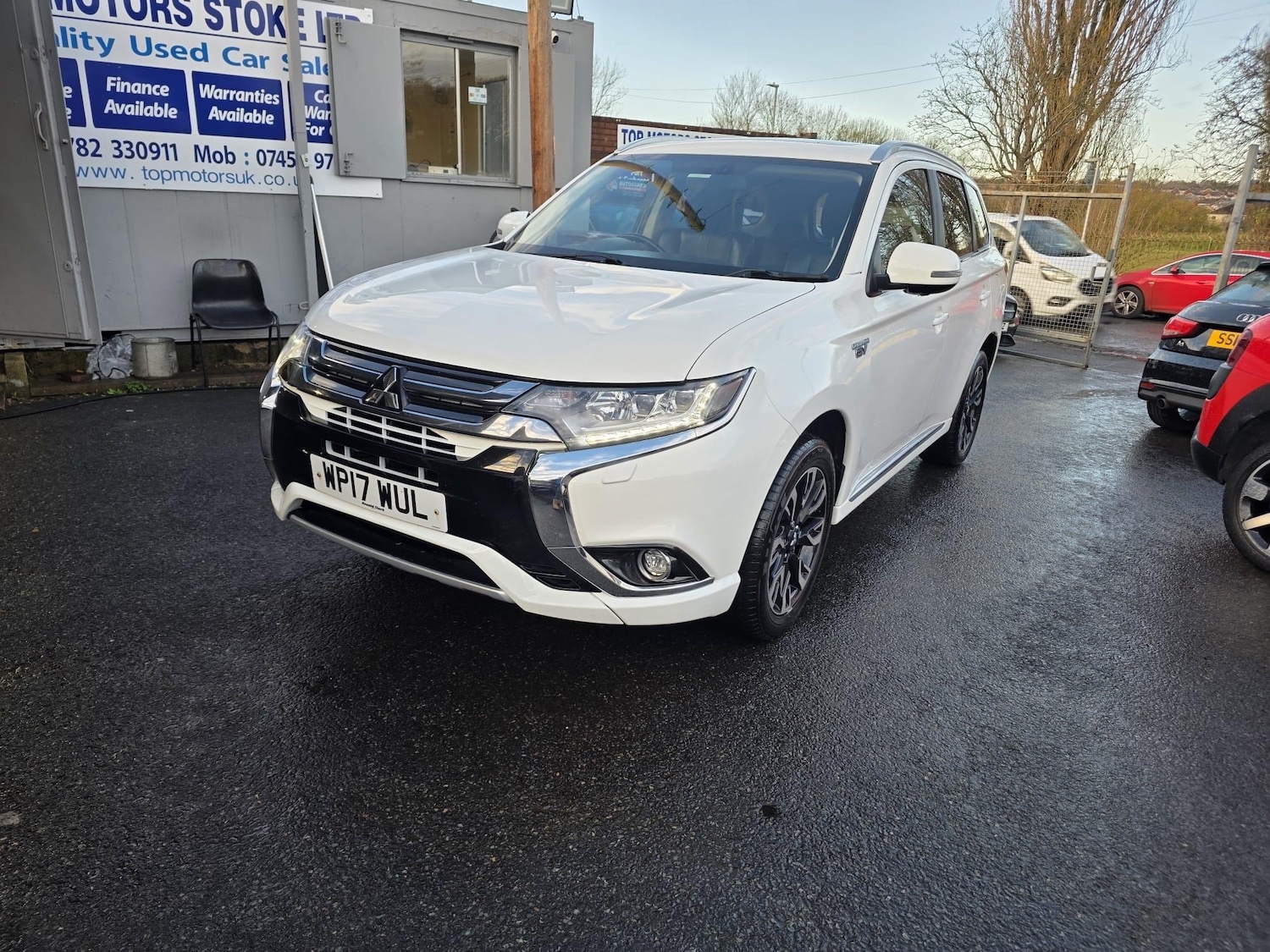 Used Mitsubishi Outlander 2017 for sale - 76743101: Photo 3