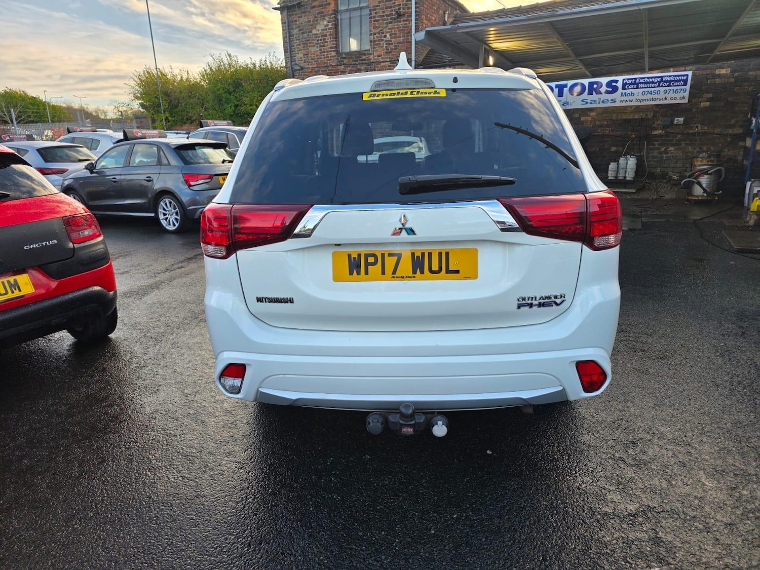 Used Mitsubishi Outlander 2017 for sale - 76743101: Photo 9