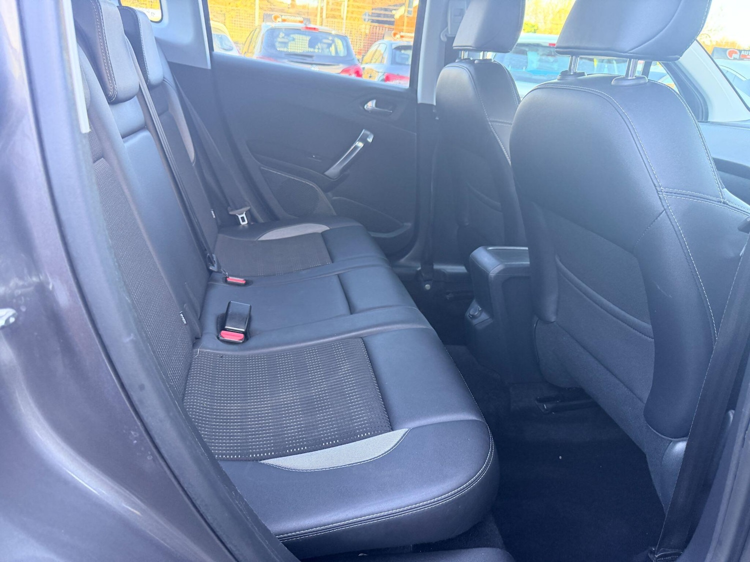 Used Peugeot 2008 2015 for sale - 78021801: Photo 12