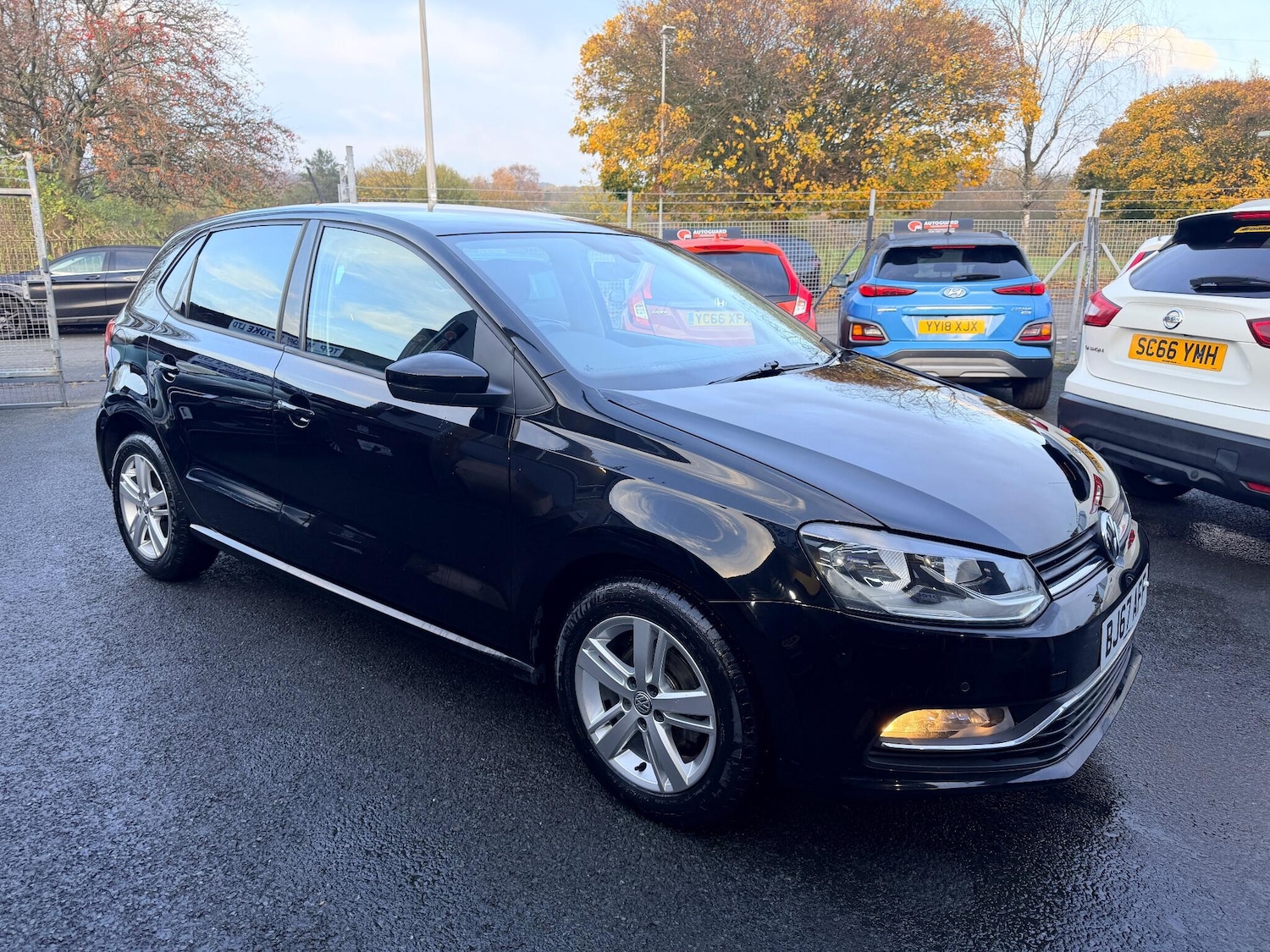 Used Volkswagen Polo 2017 for sale - 76513305: Photo 1