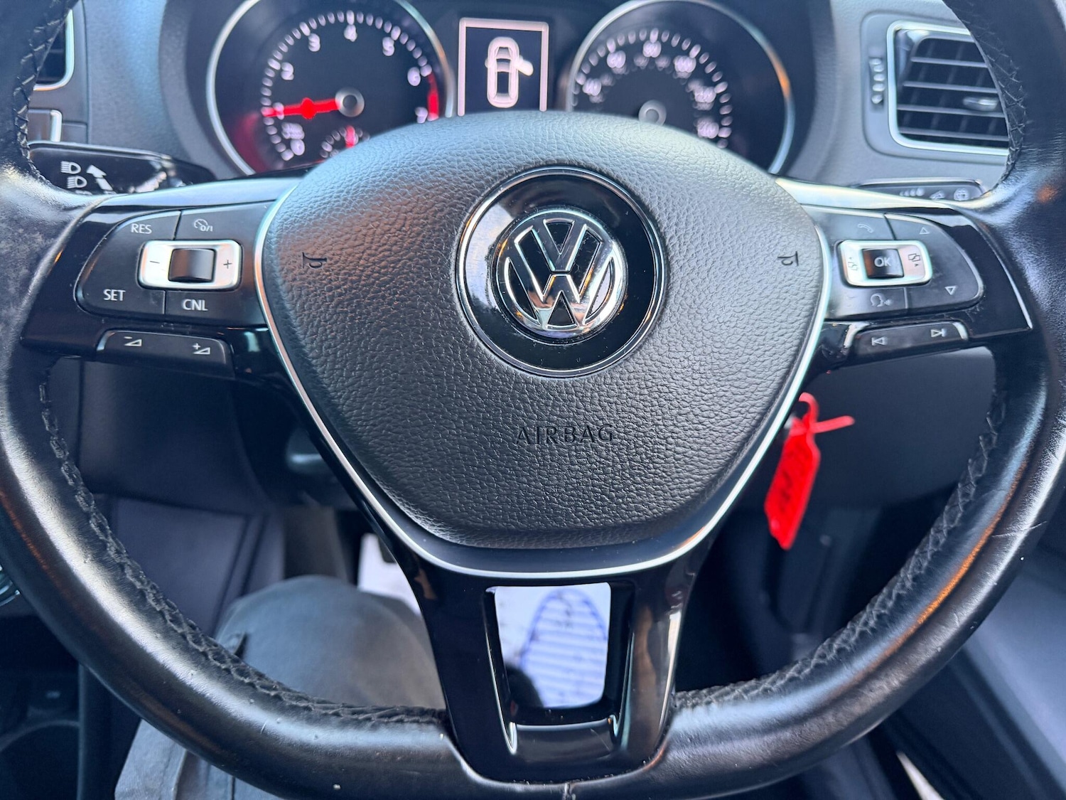 Used Volkswagen Polo 2017 for sale - 76513305: Photo 39