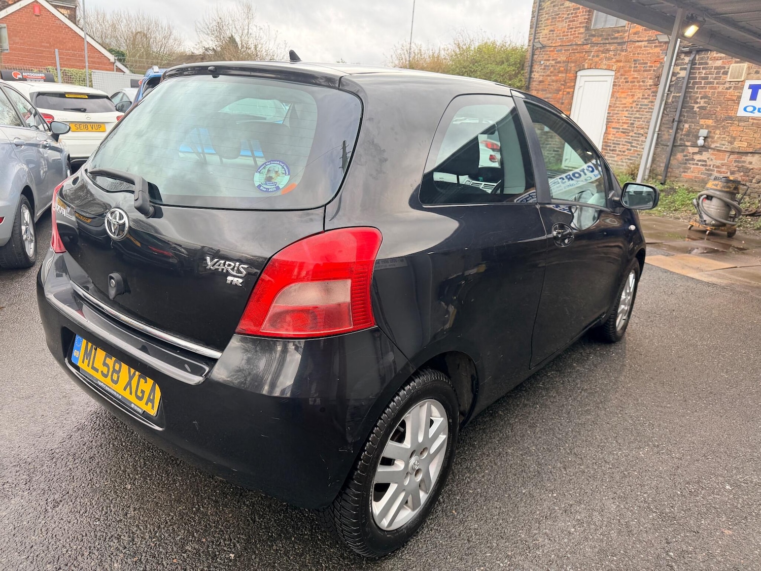 Used Toyota Yaris 2008 for sale - 77358459: Photo 11