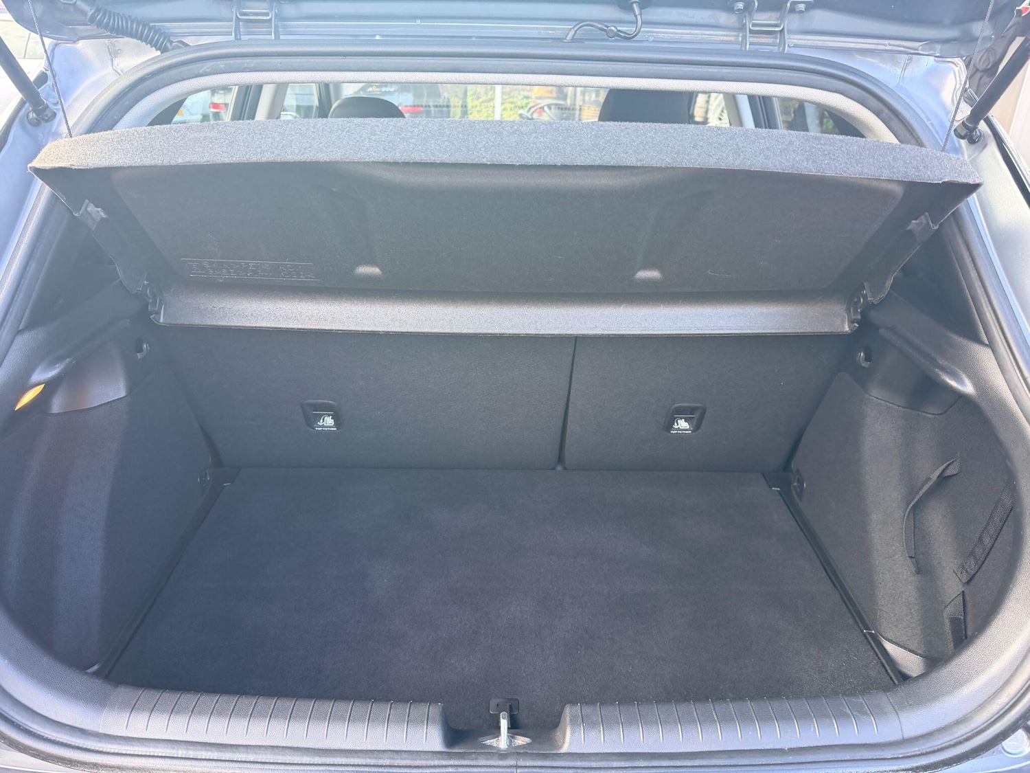 Used Hyundai i20 2017 for sale - 76360102: Photo 19
