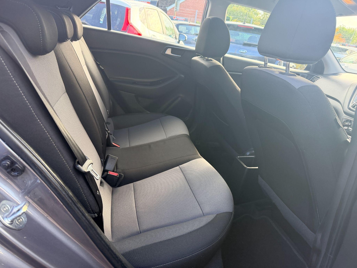 Used Hyundai i20 2017 for sale - 76360102: Photo 21
