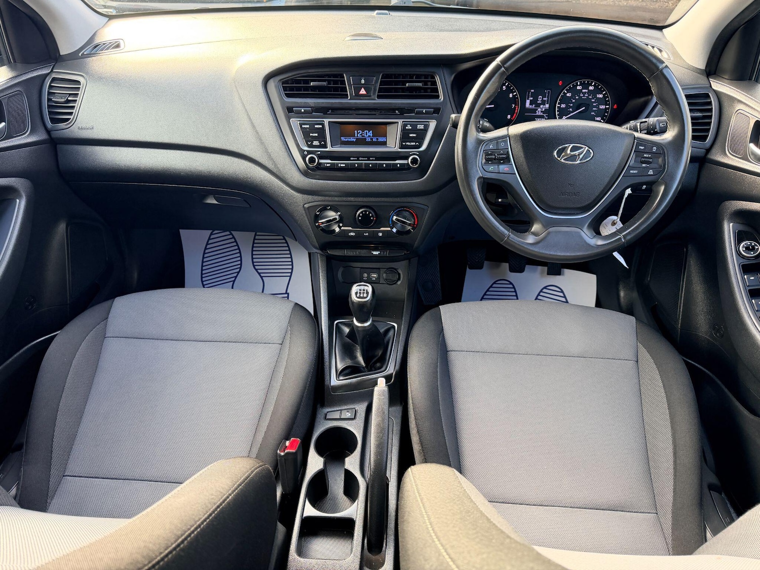 Used Hyundai i20 2017 for sale - 76360102: Photo 22