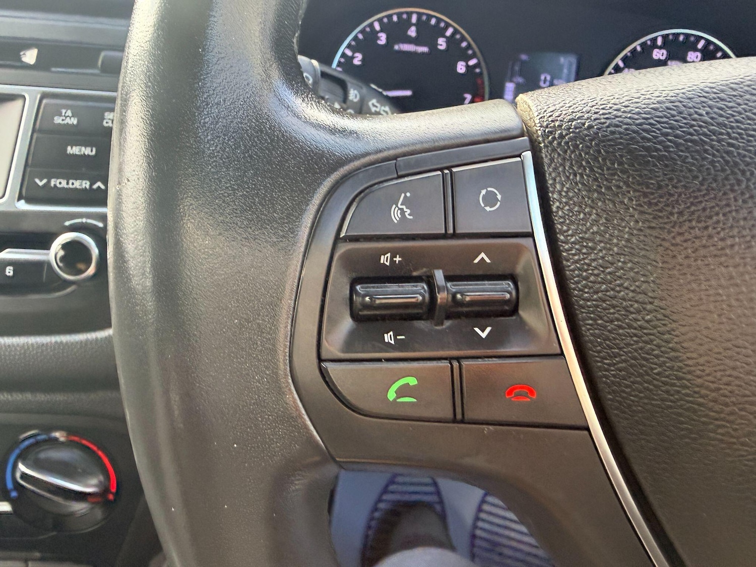 Used Hyundai i20 2017 for sale - 76360102: Photo 29