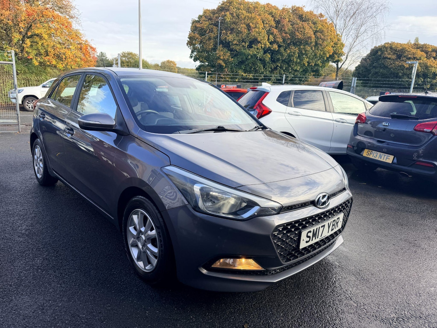 Used Hyundai i20 2017 for sale - 76360102: Photo 3