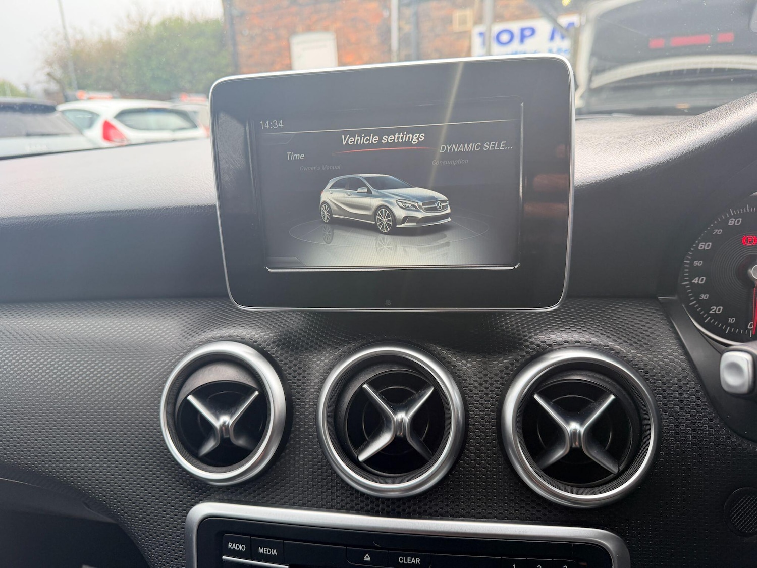 Used Mercedes-Benz A-Class 2016 for sale - 77386510: Photo 30