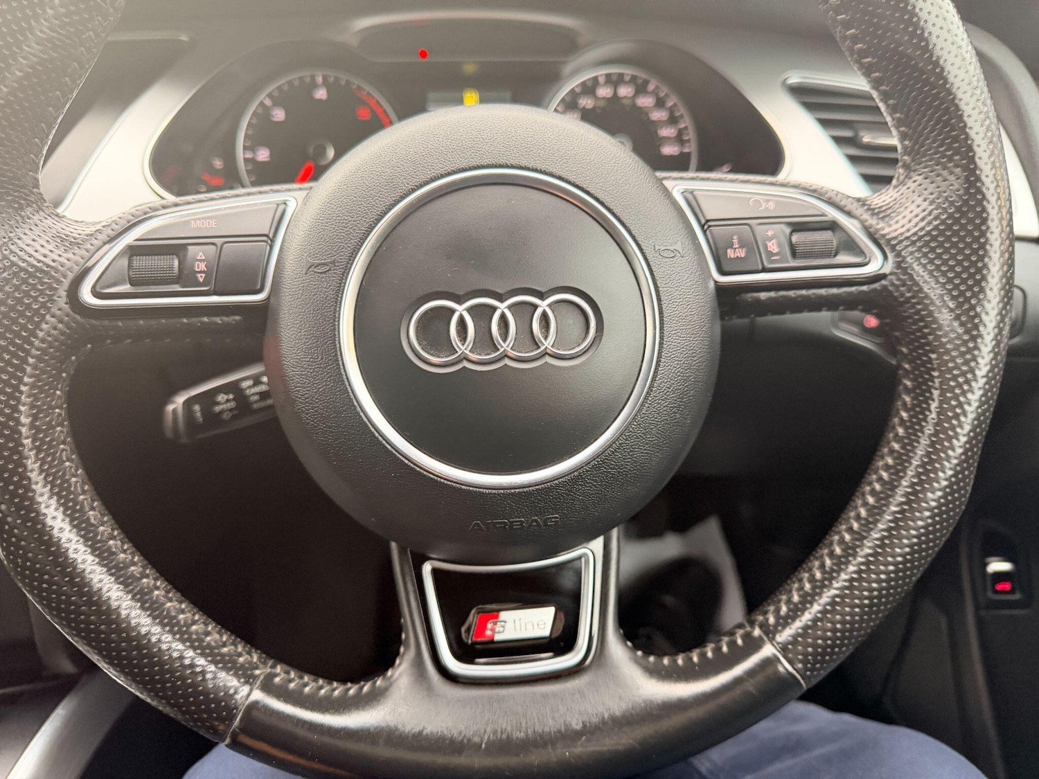 Used Audi A4 for sale - 76727838: Photo 38