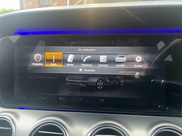 Used Mercedes-Benz E Class 2016 for sale - 76284308: Photo 28