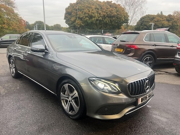 Used Mercedes-Benz E Class 2016 for sale - 76284308: Photo 2