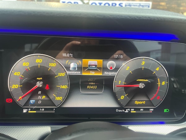 Used Mercedes-Benz E Class 2016 for sale - 76284308: Photo 30
