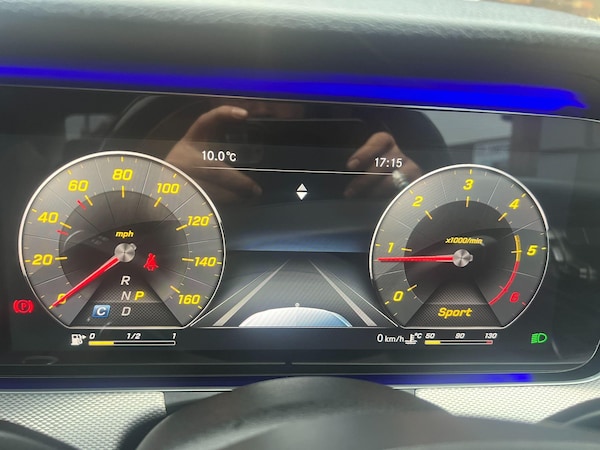 Used Mercedes-Benz E Class 2016 for sale - 76284308: Photo 31