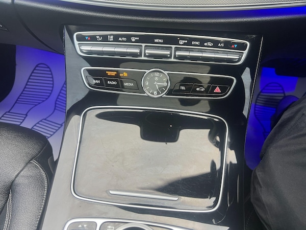 Used Mercedes-Benz E Class 2016 for sale - 76284308: Photo 32
