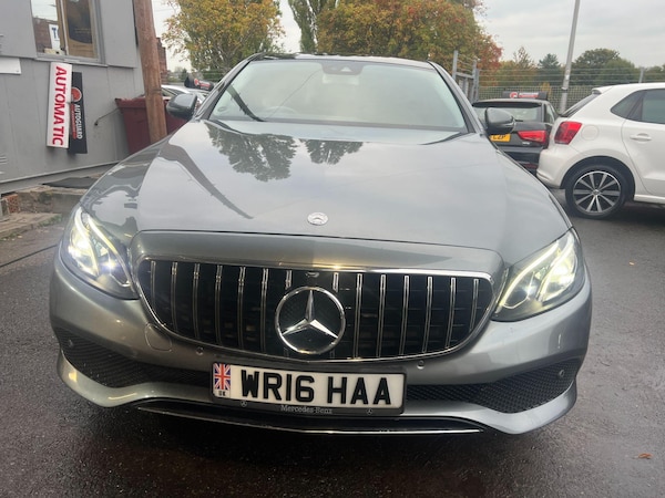 Used Mercedes-Benz E Class 2016 for sale - 76284308: Photo 5