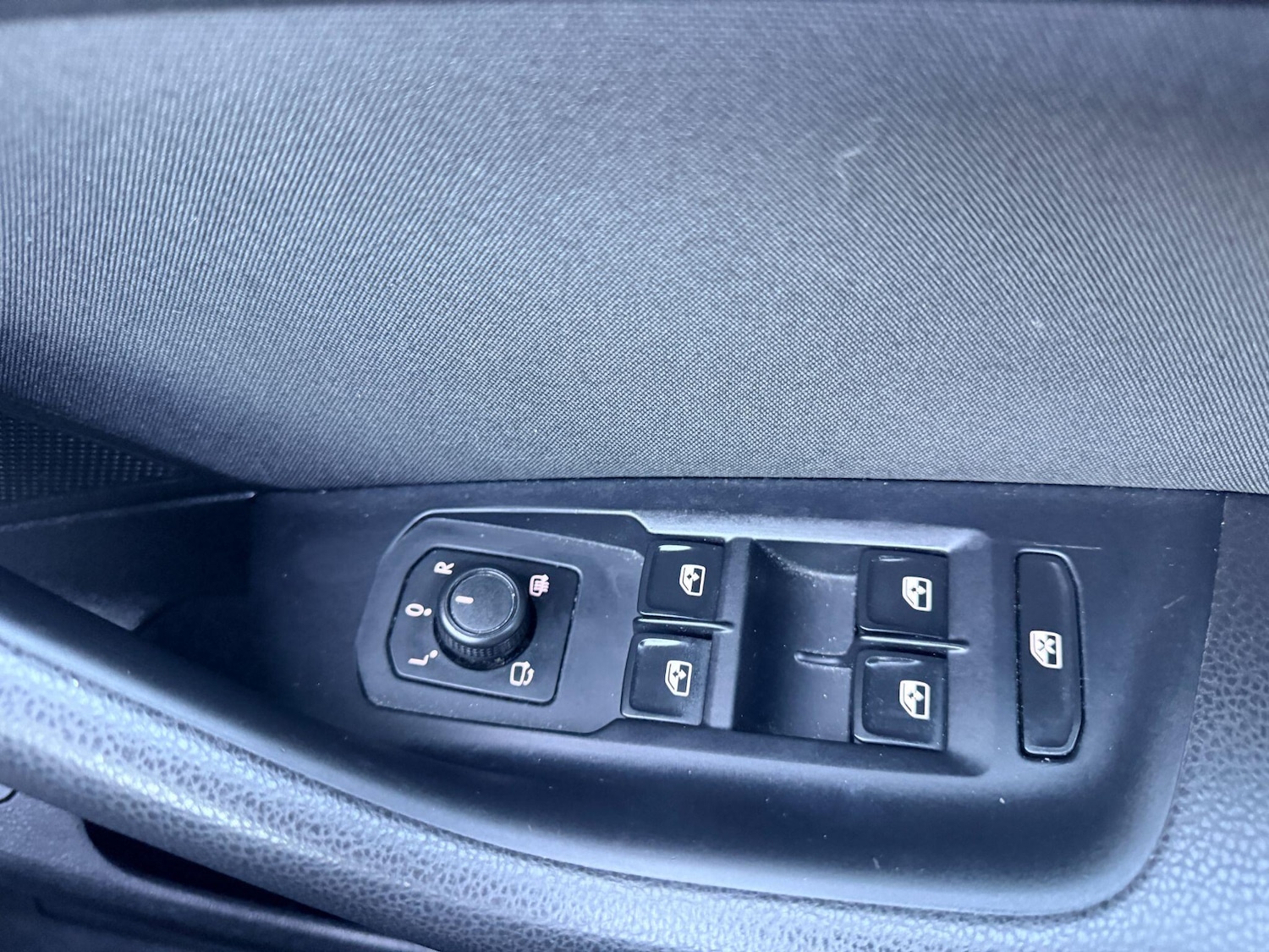 Used Volkswagen Passat 2016 for sale - 77754285: Photo 16