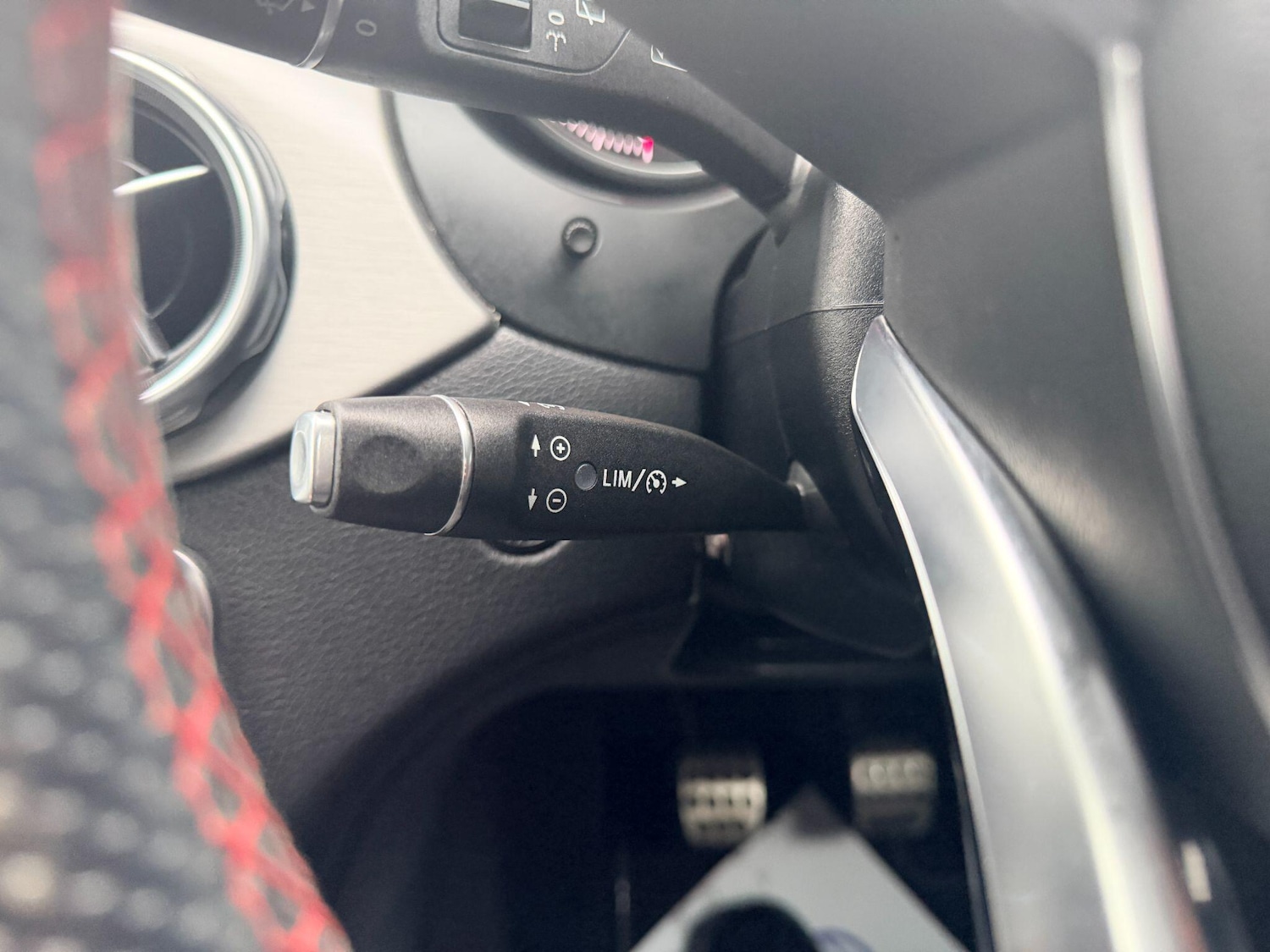 Used Mercedes-Benz GLA 2017 for sale - 77538060: Photo 25