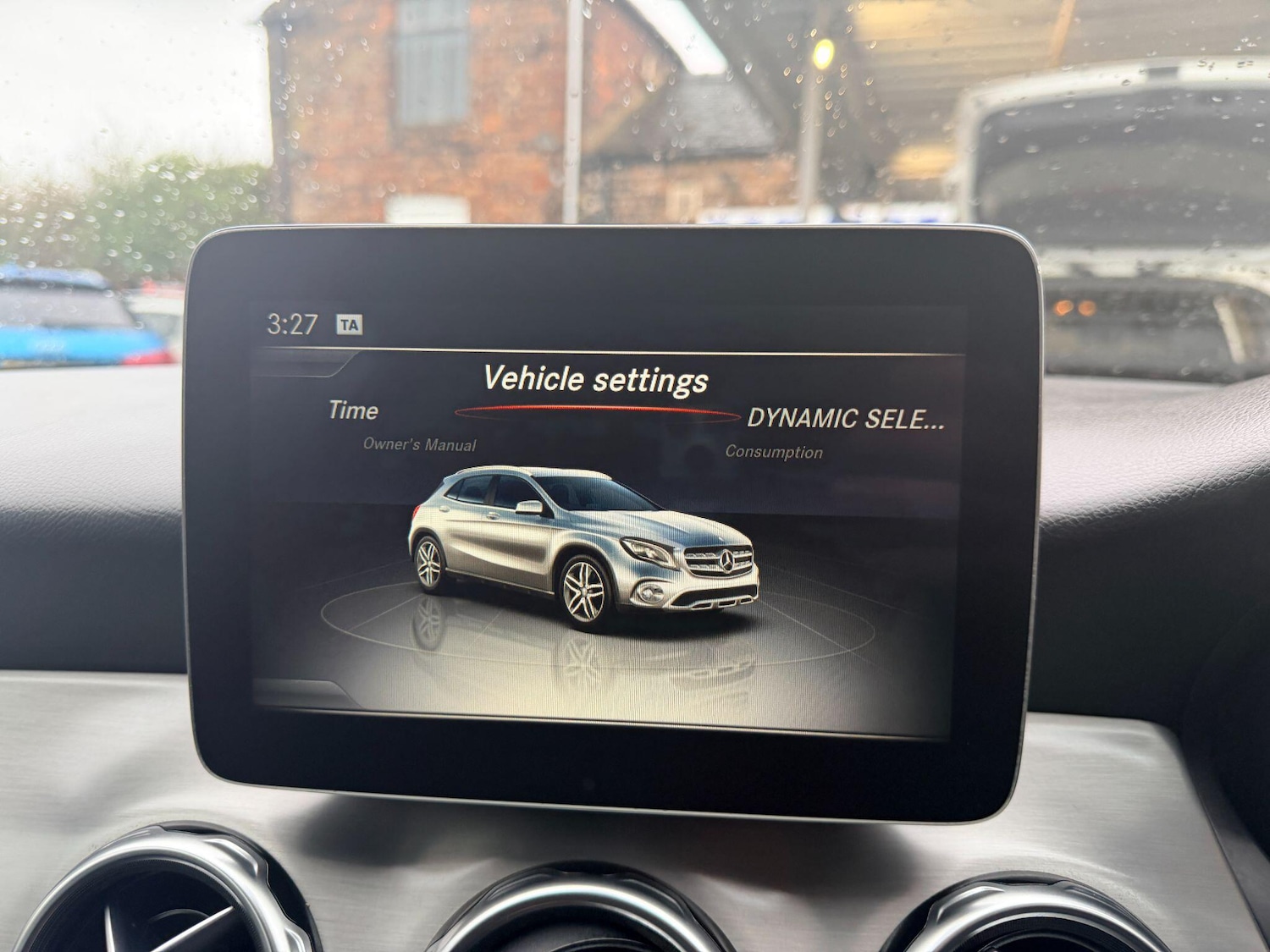 Used Mercedes-Benz GLA 2017 for sale - 77538060: Photo 33