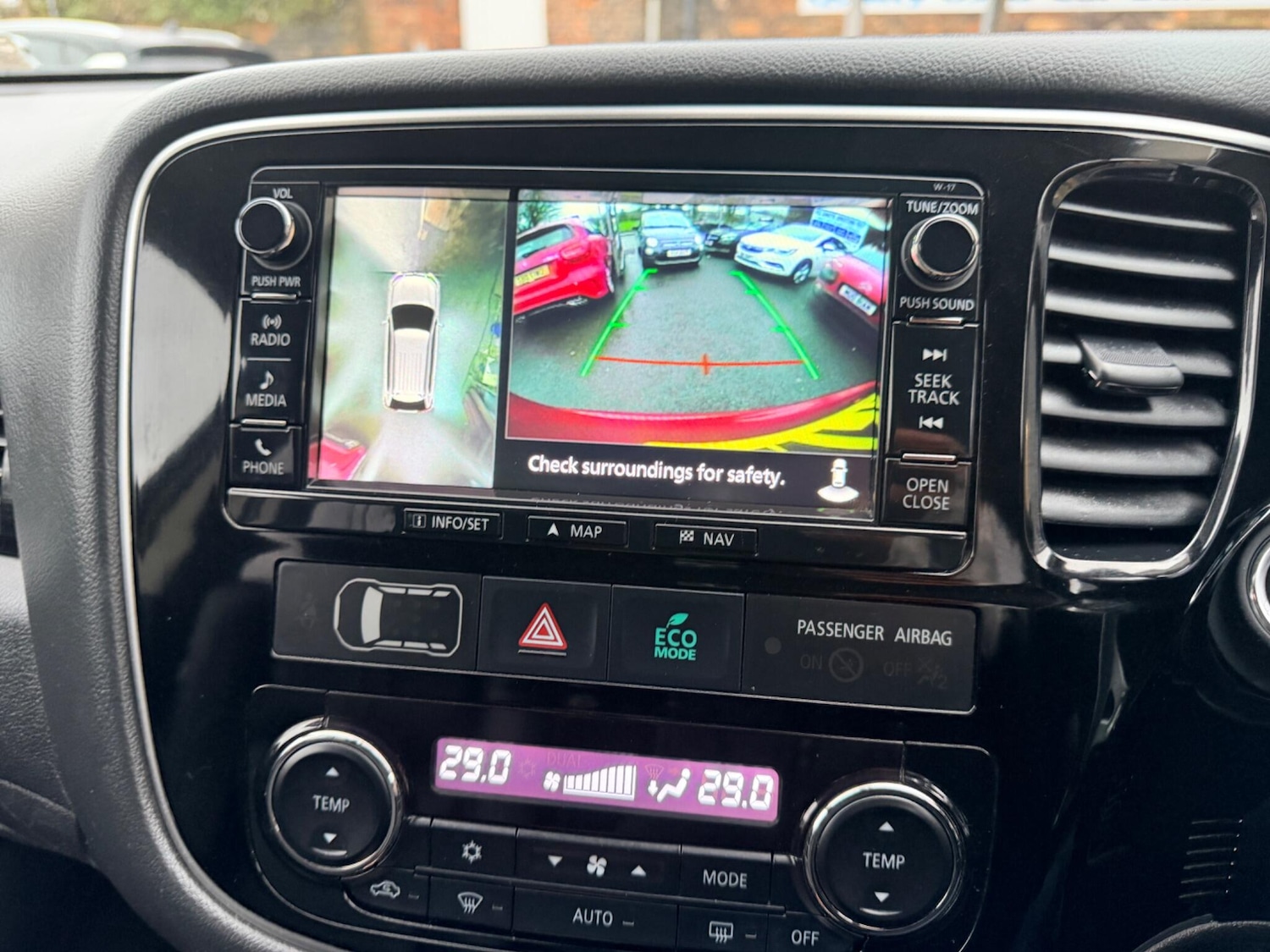 Used Mitsubishi Outlander 2017 for sale - 77978376: Photo 29