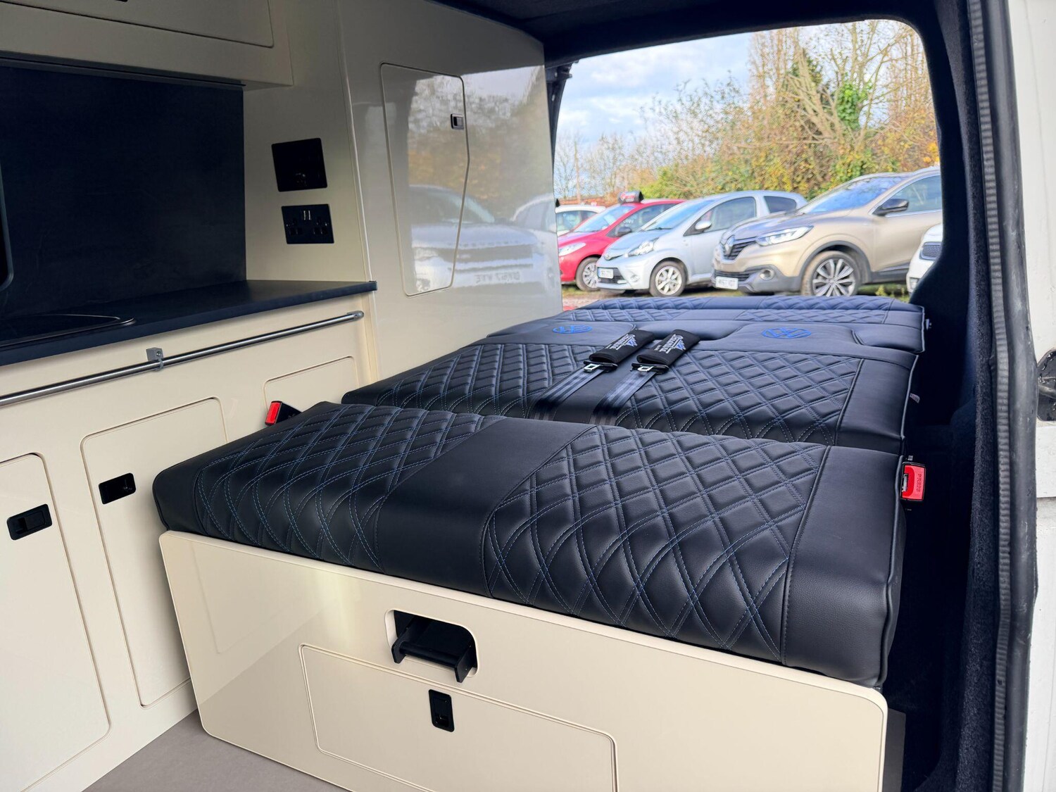 Used Volkswagen Transporter 2019 for sale - 76592488: Photo 41