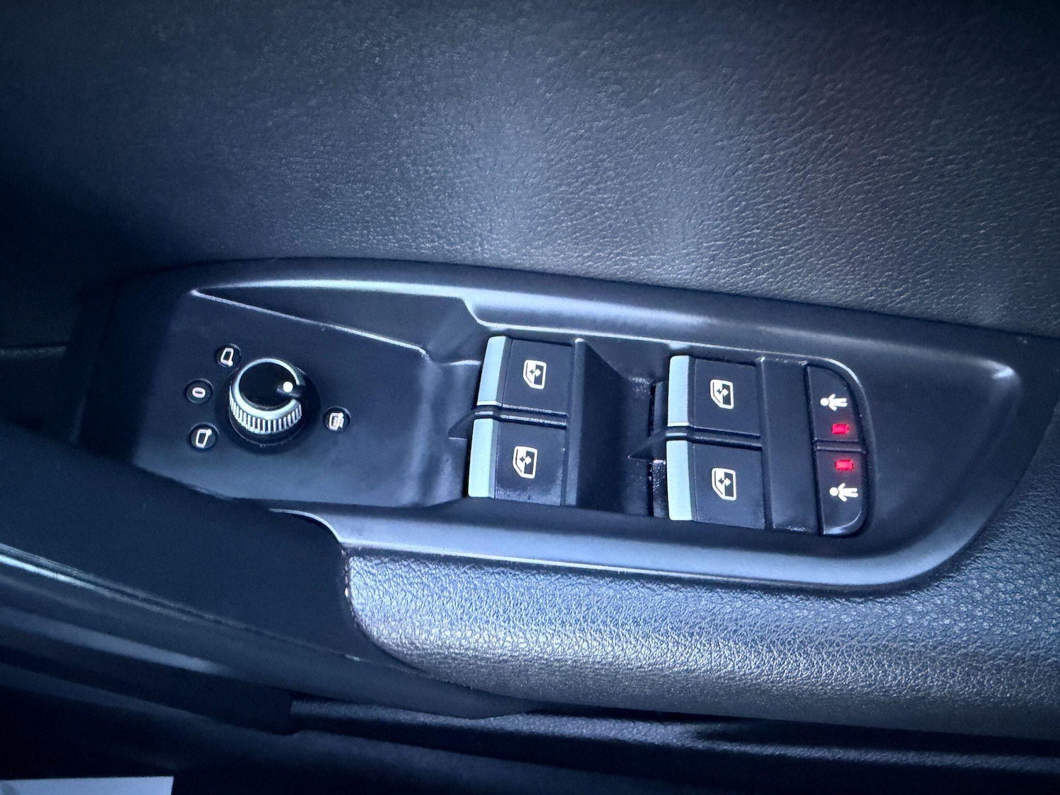 Used Audi Q5 2017 for sale - 76634086: Photo 25