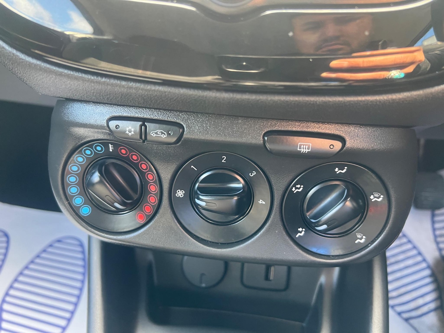 Used Vauxhall Corsa 2018 for sale - 77237888: Photo 21