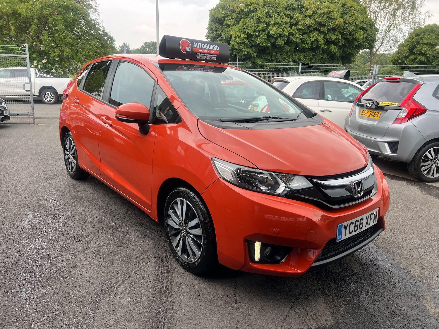 Used Honda Jazz 2016 for sale - 77131939: Photo 2