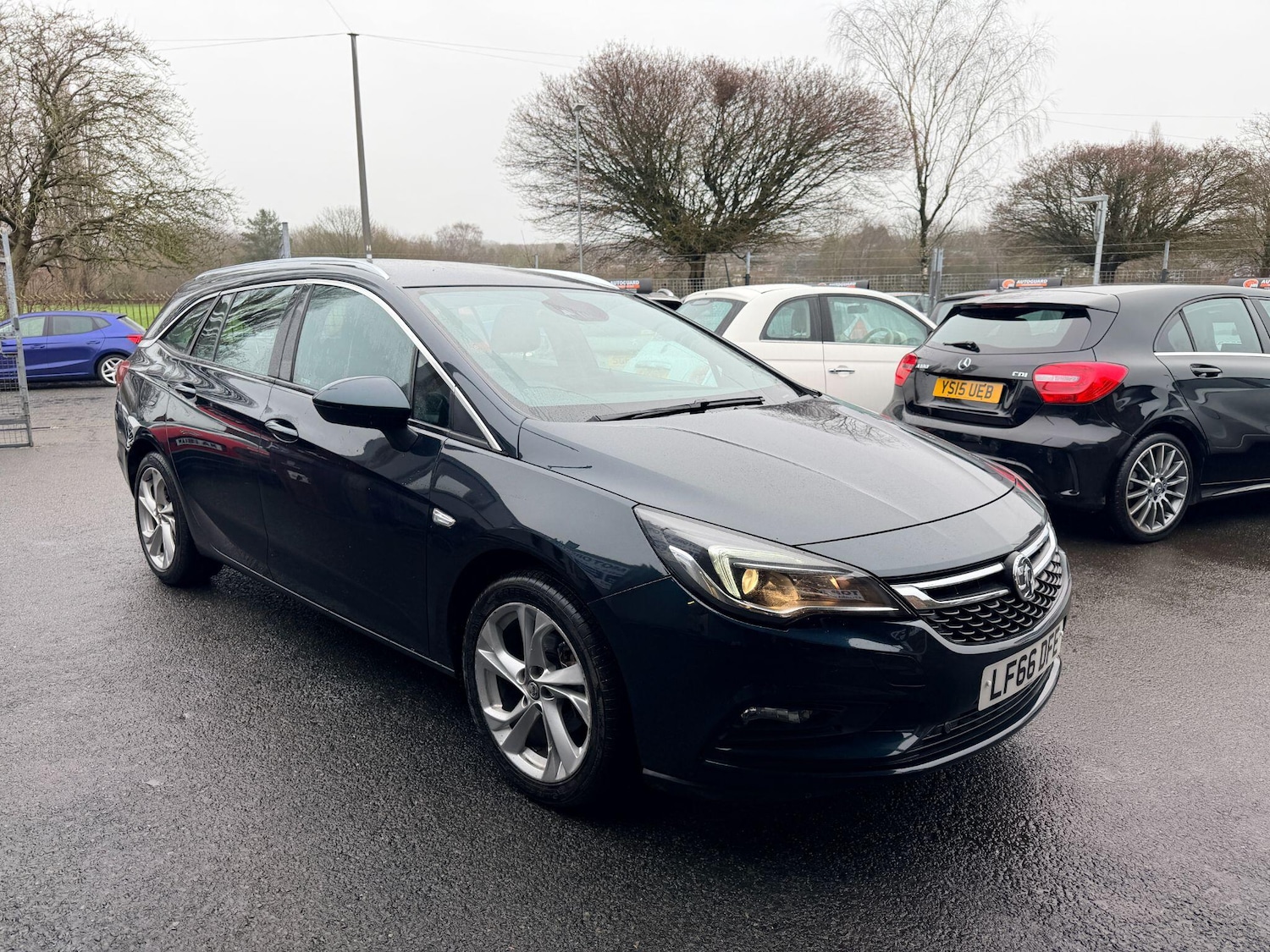 Used Vauxhall Astra 2016 for sale - 77695803: Photo 1
